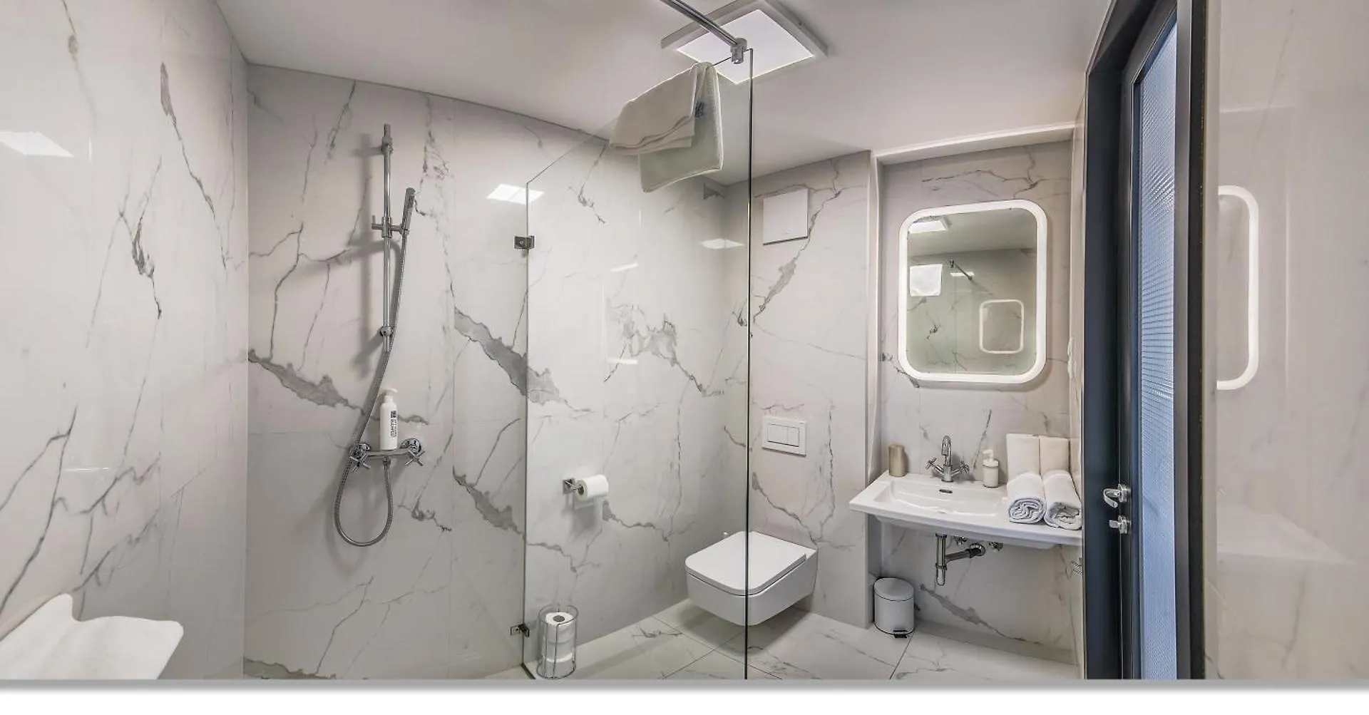 Loft Astoria Suites By Vagabond Budapest Hungary
